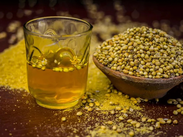 Watch Video: Discover the Incredible Health Benefits of Drinking Coriander Water Every Morning!