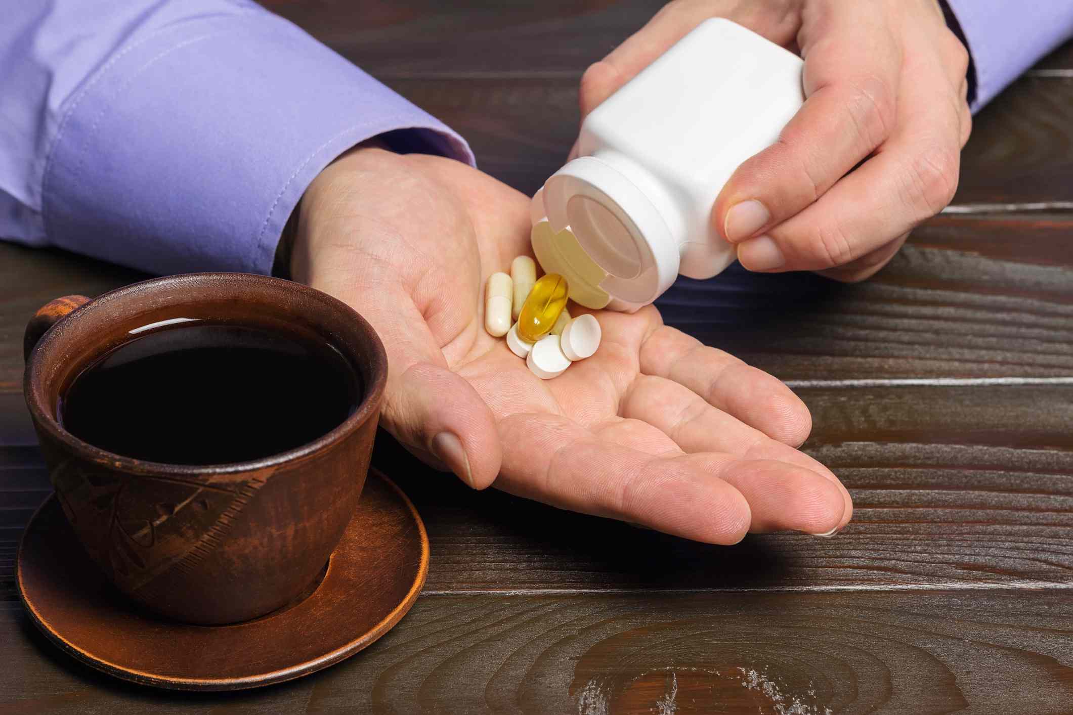 TAKING YOUR MORNING MEDICINES WITH COFFEE? HERE ARE 5 COMMON MEDICINES YOU SHOULD NEVER TAKE WITH COFFEE