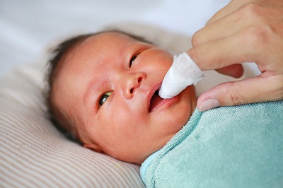 "Essential Guide to Clean Air for Newborns: Protect Your Baby from Hidden Air Pollutants"