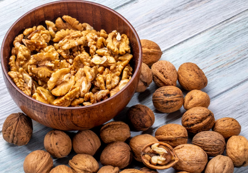 "Caution: Why Walnuts Could Be Harmful for Your Kidneys—What You Need to Know!"
