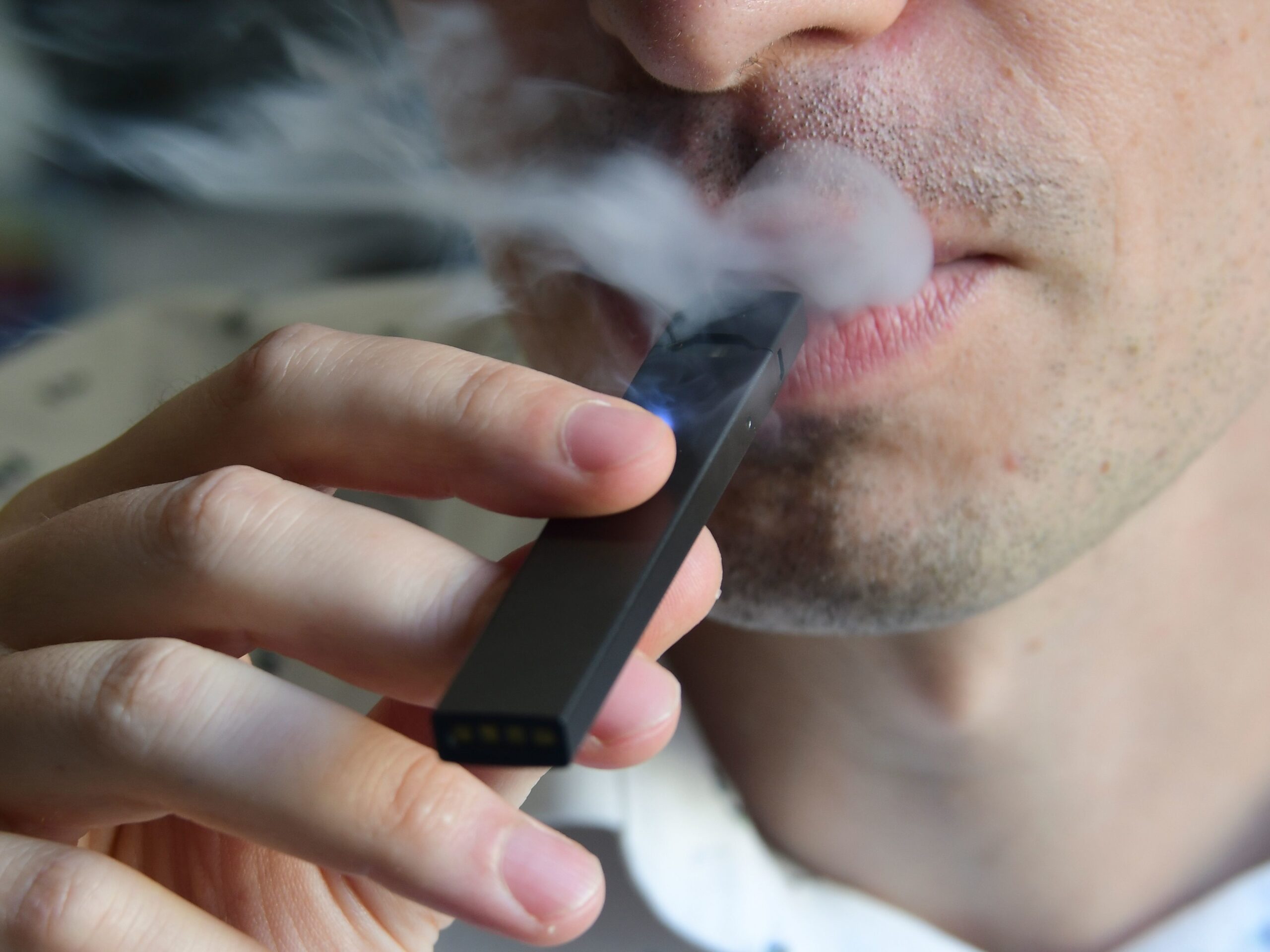 Vaping vs. Smoking: Is Vaping Really Safer?